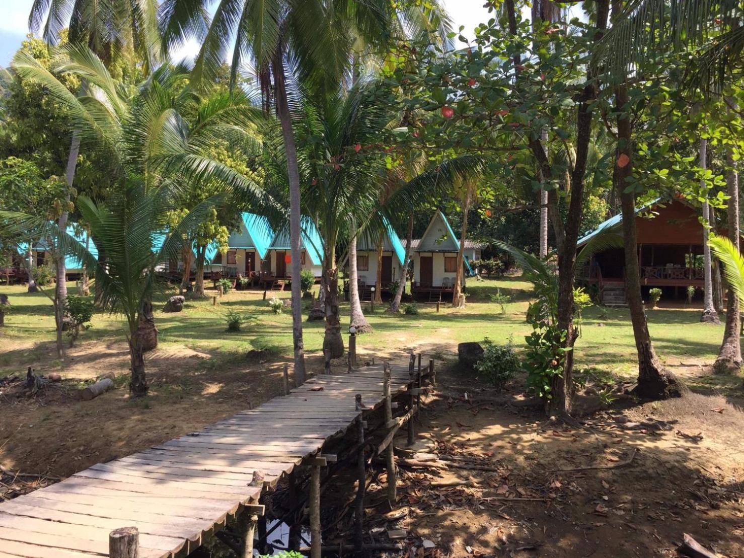 Libong Beach Resort 3*